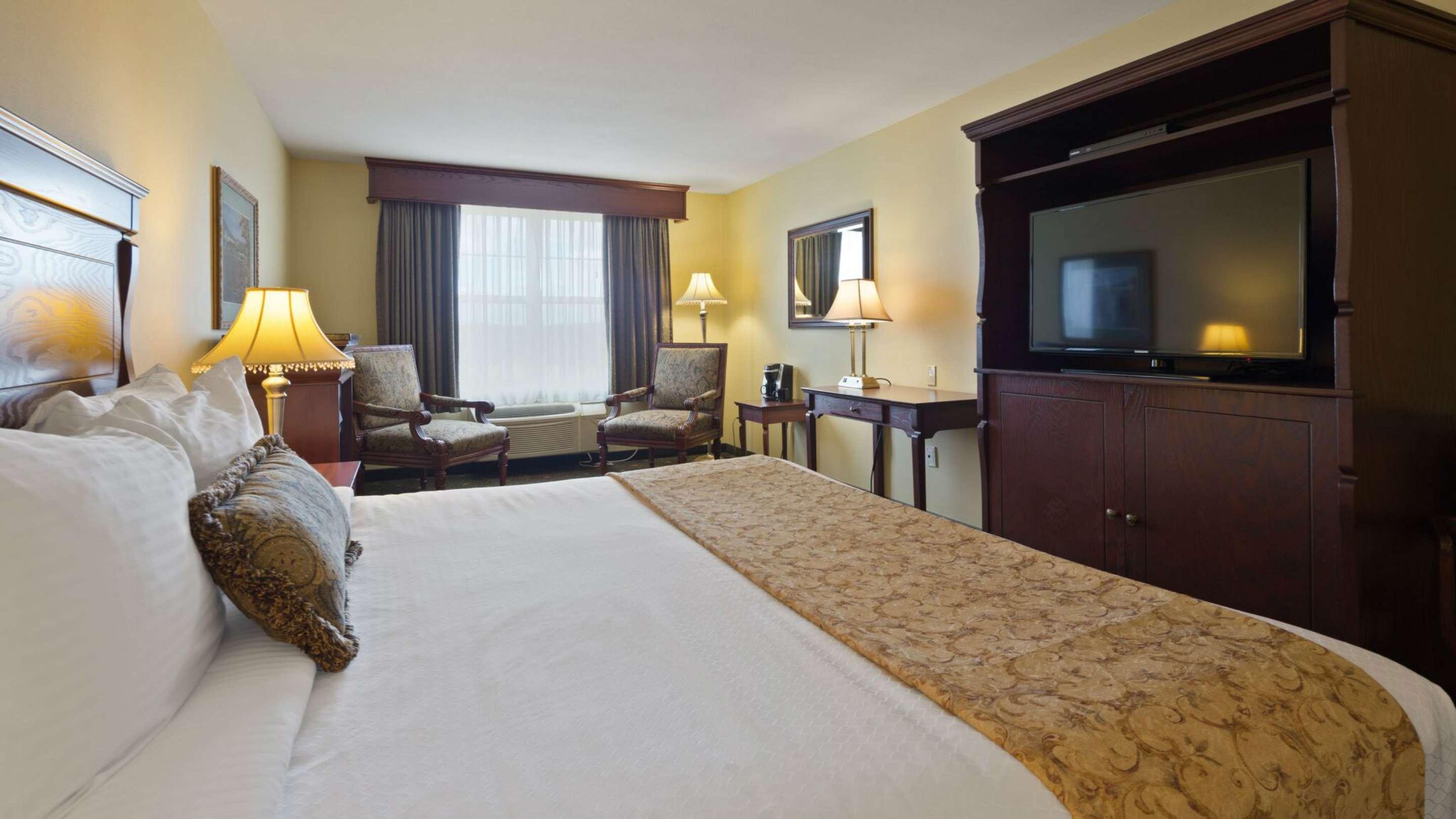 Best Western Plus Grand-Sault Hotel & Suites エクステリア 写真