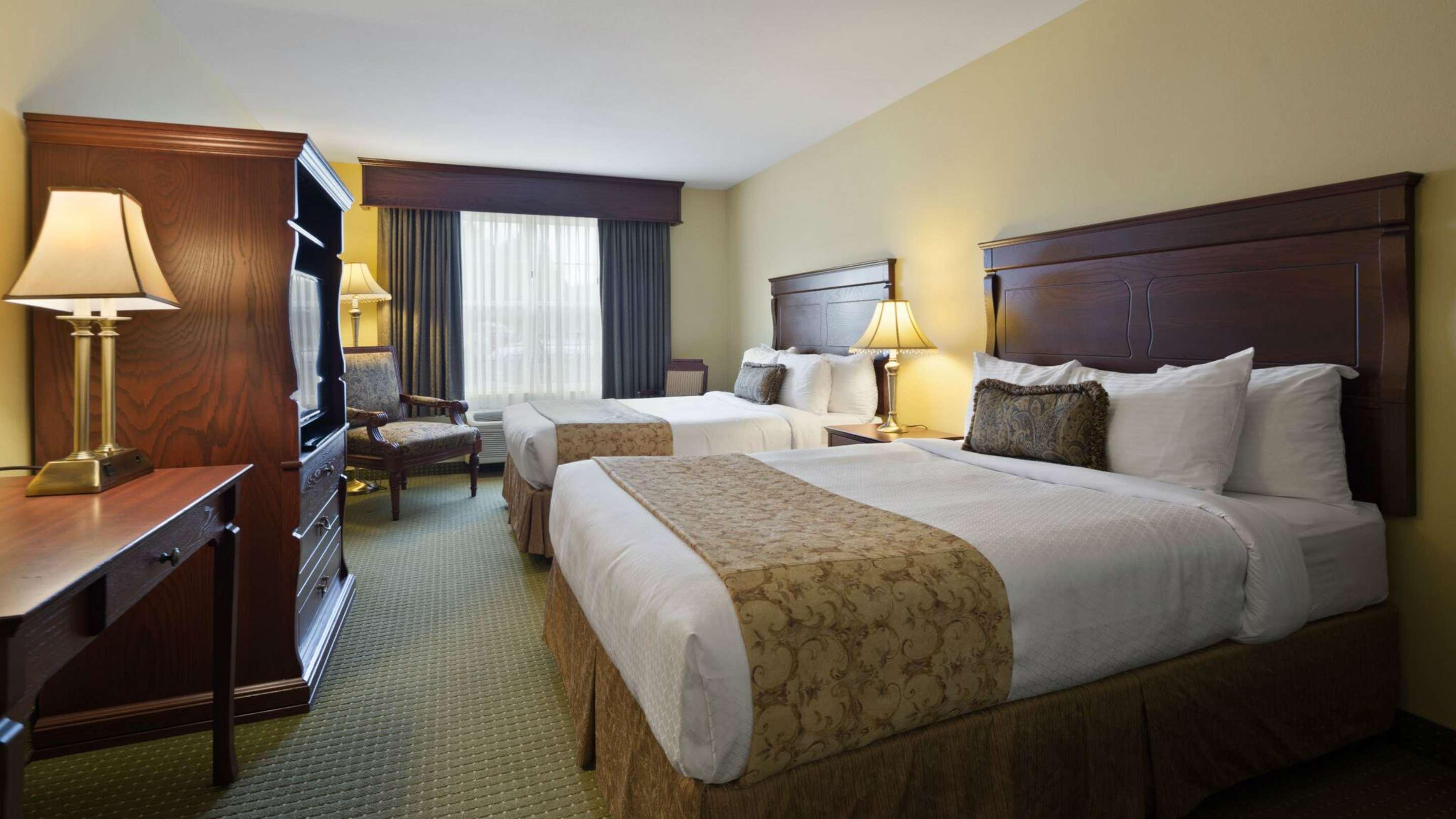 Best Western Plus Grand-Sault Hotel & Suites エクステリア 写真