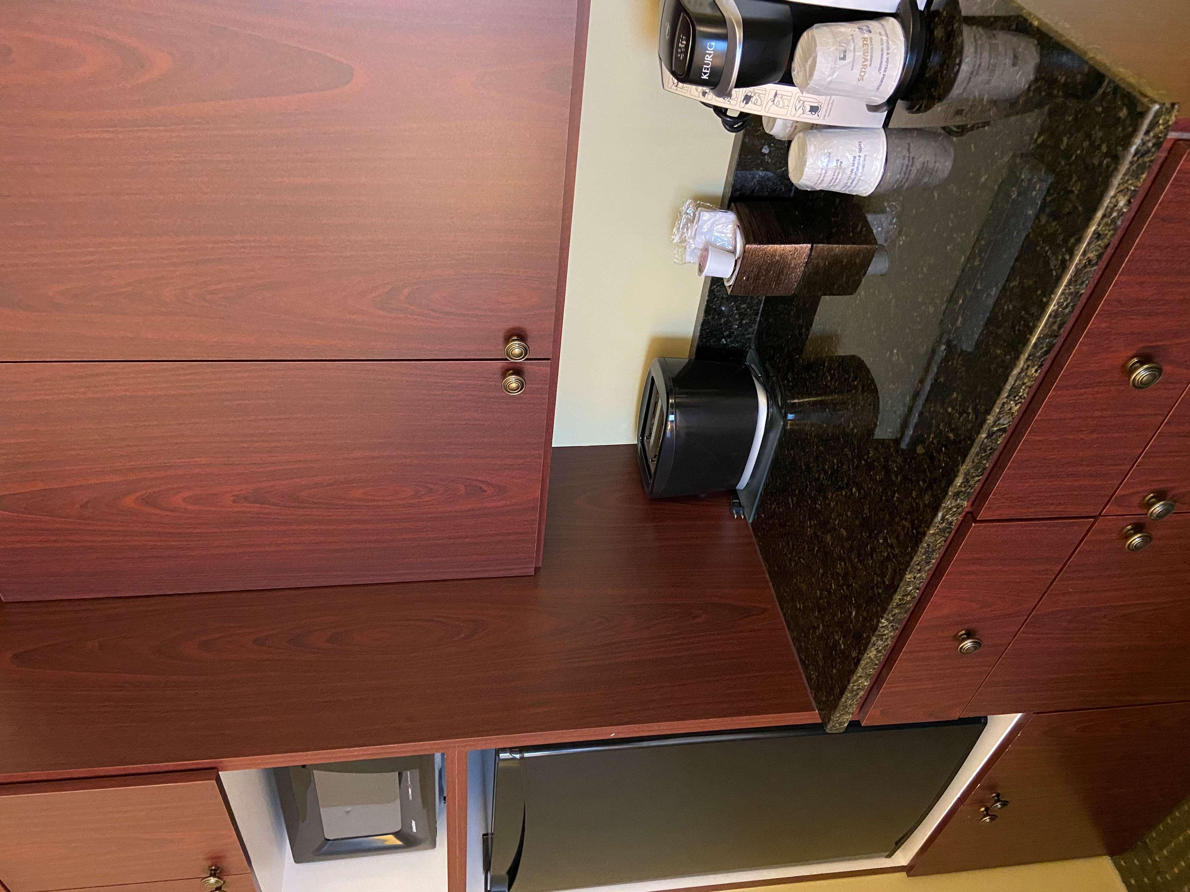 Best Western Plus Grand-Sault Hotel & Suites エクステリア 写真