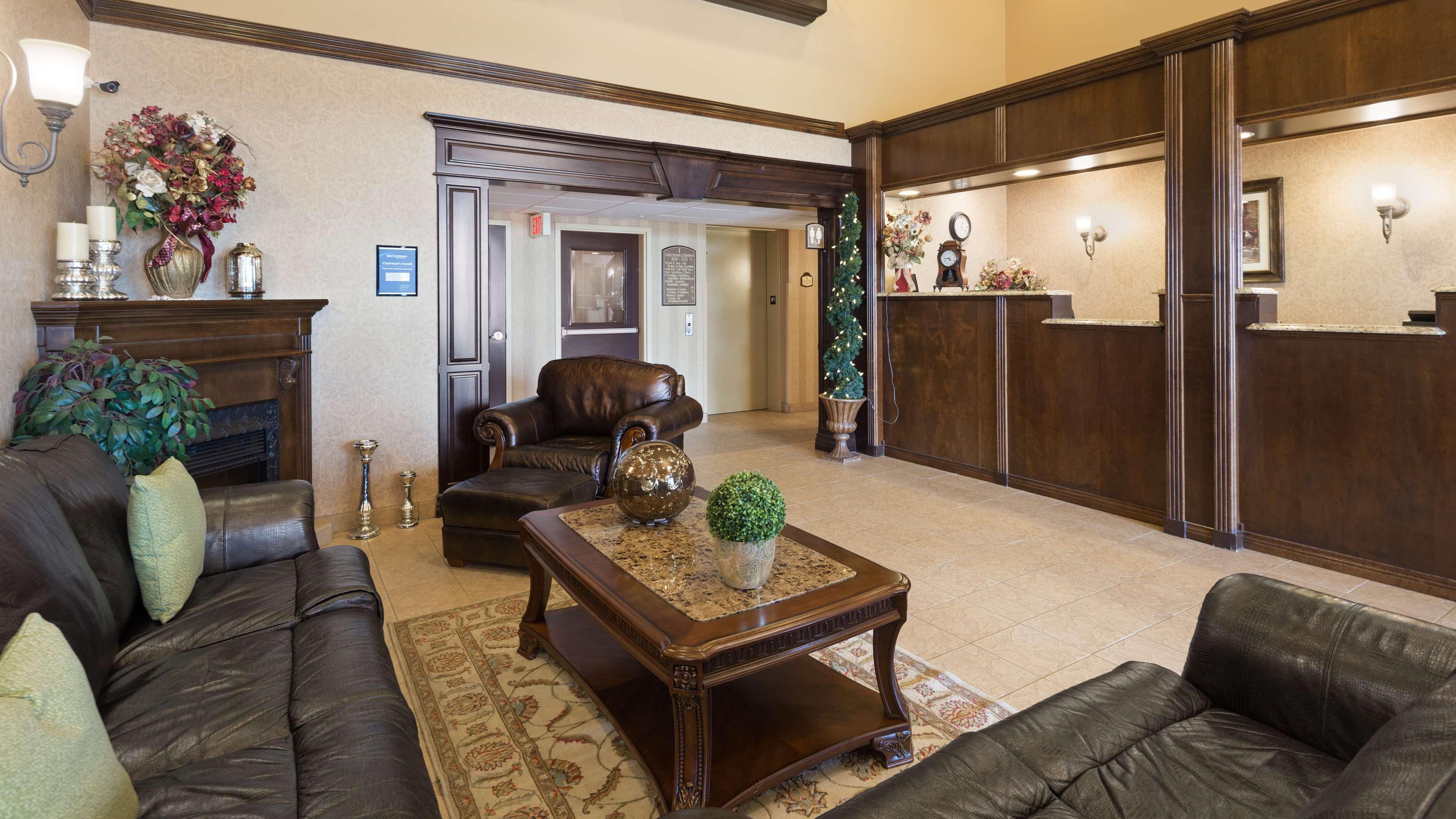 Best Western Plus Grand-Sault Hotel & Suites エクステリア 写真