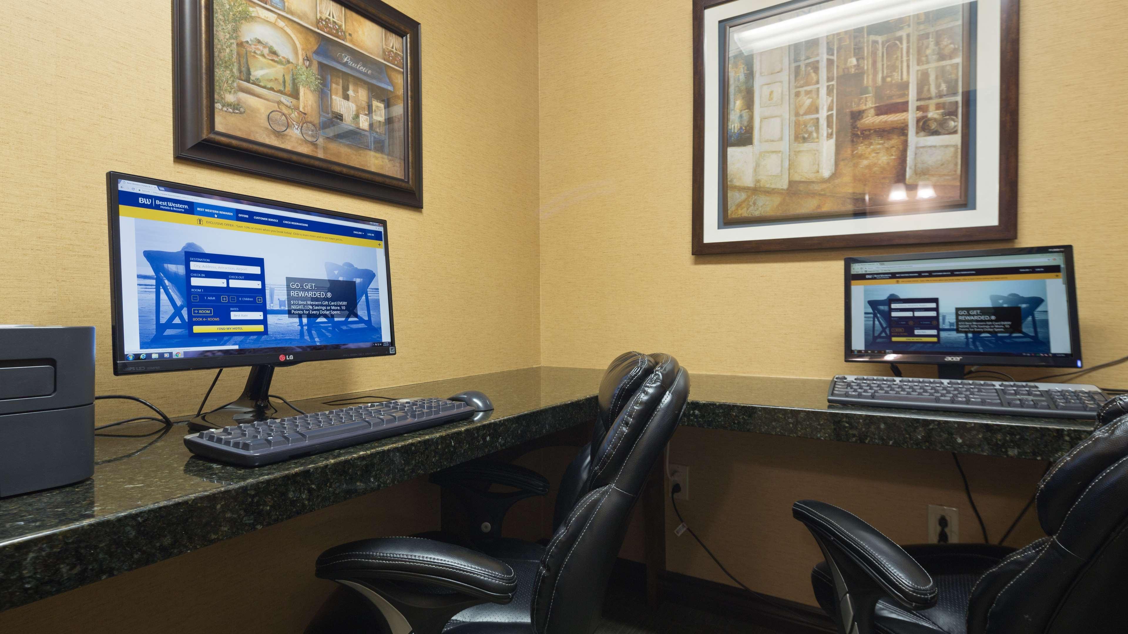 Best Western Plus Grand-Sault Hotel & Suites エクステリア 写真