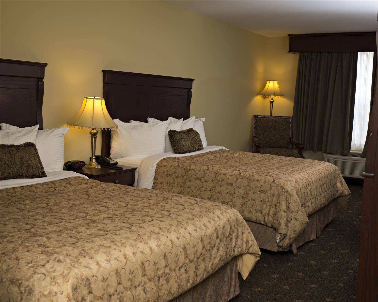 Best Western Plus Grand-Sault Hotel & Suites エクステリア 写真