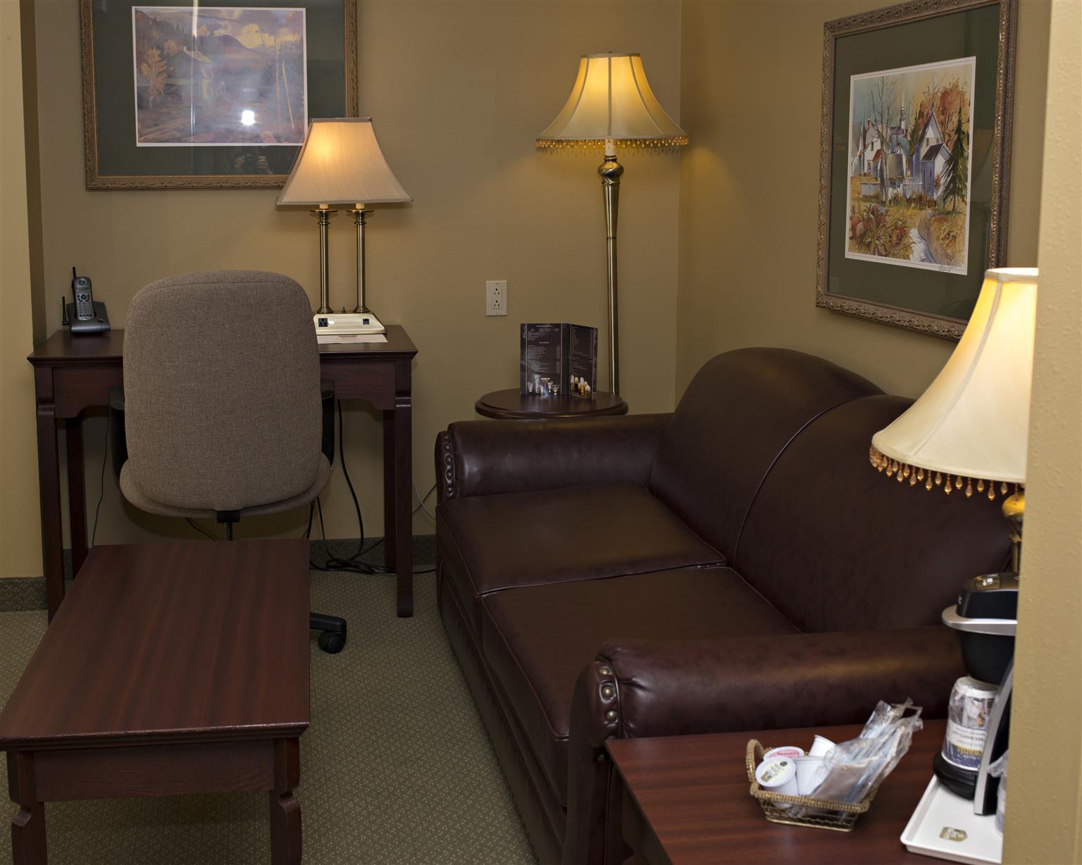 Best Western Plus Grand-Sault Hotel & Suites エクステリア 写真